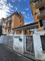 Daniele Flat - Ospedale Gemelli - Metro Battistini - B&B Roma