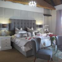 Habitación con cama extragrande y bañera de hidromasaje