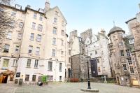 JOIVY Classy Apartment near Edinburgh Castle - Ferienwohnung Edinburgh