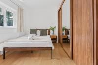 Heathrow 3BDR Home with Free Parking - Ferienwohnung Cranford