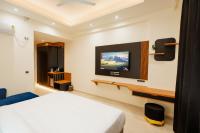 King Room with Balcony