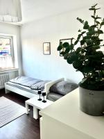 City Apartment 5 min A46 - Parkplatz,Wifi,Netflix,Self check-in - B&B