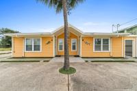 Spacious Dog-Friendly Unit with Game Room & Private Yard, Walk to East PCB Beach - B&B Panama City Beach
