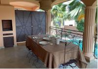 Grand Appartement avec Piscine Jardin de la Lagune - B&B