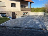 Apartment in Miesenbach - B&B