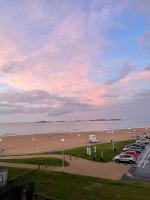 Sand Dune Court Portrush - B&B