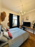 Zweibettzimmer mit Bad
