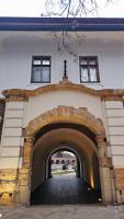 Bastion White Pearl - B&B