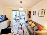 Charming one bedroom with a private terrace - Ferienwohnung