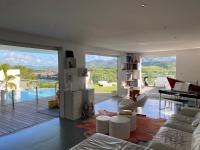 Villa with sea view pool and 3 ilets golf course - Bed and Breakfast Les Trois-Îlets