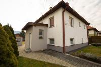 House 8 - B&B