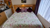 Skellig View Harbour View Sunrise Apartment - B&B Portmagee
