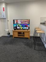 The Homely Retreat Spacious Ground Floor Flat Near Oxford City Centre, Free Parking - B&B Oxford