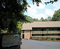 Little Womens Villa Condo 1 mile from Parkway - Chambres d'hôtes Gatlinburg