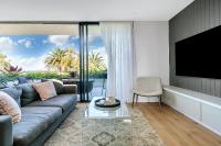 New Penthouse with Ocean & Golf Course Views - Ferienwohnung Killawarra