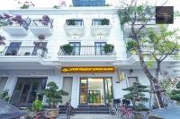 Luxury Homestay Vinhomes Dragonbay Hạ Long - B&B Hạ Long
