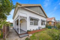 Stylish Home 5min drive to Sovereign Hill & Lake Wendouree - Chambres d'hôtes Windeyer