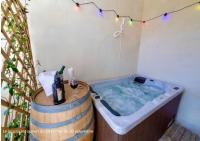 Suite Grand Cru - SPA & terrasse - B&B Arveyres