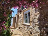 STONE of KAMARIZA - B&B