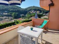 Monolocale 3 con terrazzo vista mare - B&B Cavo