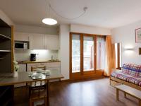 Studio Confortable pour 2 Personnes avec Balcon, Proche Télécabine et Spa à Brides-les-Bains - FR-1-512-114 - B&B