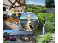Dog Friendly Cowshed, Geufron Farm near Tywyn - B&B