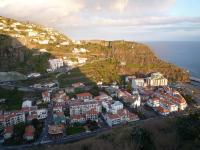 Brava Home - Best Location to Explore Madeira - Bed and Breakfast Ribeira Brava