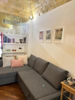 The Ancient Wall - B&B Roma