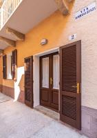 LaureLiving Holiday Home Zonza - Bed and Breakfast La Maddalena