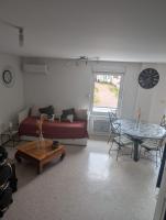 Appartement calme hyper centre - Bed and Breakfast
