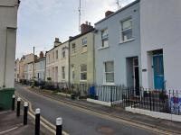 Charming Town Centre 2 Bed House - Ferienwohnung