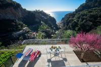 Terrace Belvedere suite- Amalfi coast - free park- Pontone -Scala - Chambres d’hôtes Pontone