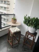 Deluxe One-Bedroom Apartment with Ocean View