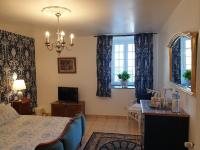 Deluxe Double Room with Shower