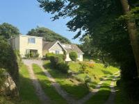 Gower cottage for 2-4 with sea views near sandy beach - B&B Swansea