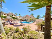 Marina IV Relax & Unwind with Sea Views, Pools & BBQ Beachfront in Mijas Costa & Fuengirola - B&B