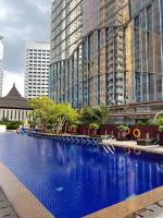 Apartment Istana Sahid Sudirman - Homestay with Private Room, Bathroom & TV - B&B