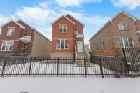 Perfect Location Across from Park & Train Station - Chambres d’hôtes Chicago