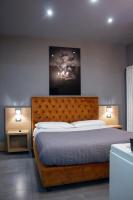 Queen Double Room with Spa Bath