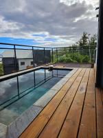 L'Anse des Baleines, Vue panoramique sur l'océan, Piscine & Confort 4 étoiles - B&B Petite-Île