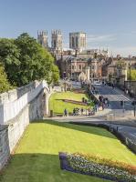 Modern 2 bed Flat & parking - York Centre - Ferienwohnung York