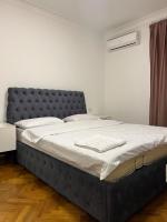VIP Modern & Luxe Central Apartment - B&B Bakú