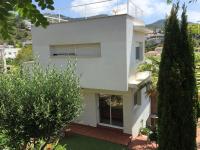 Entire villa with pool, ocean & mountain views - B&B Sitges