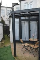 London Serenity Stays - Bed and Breakfast