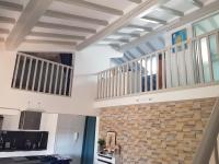 Appartement duplex de standing au calme avec piscine - Bed and Breakfast Fréjus