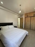 Modern Apartment with Fully Equipped Kitchen Perfect Location in Marrakech - B&B Marrakech