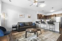 CozySuites Modern 2BR Nora Indianapolis #11 - B&B