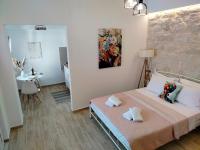 Georgia's garden 1 - Ferienwohnung Sitia