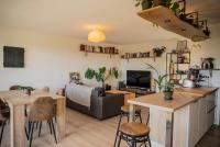 Magnifique appartement entre lac et montagne - B&B Poisy