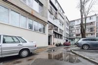 1-Bedroom Flat in the Center with parking on site - B&B